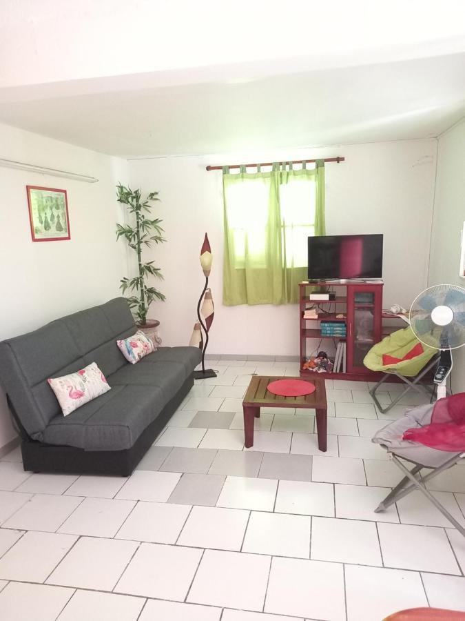 Bel Appartement - Proche Des Plages De Sainte Anne Sainte-Anne Exterior foto